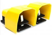 Pedala Metalica Industriala contact electric cu intrerupator de comanda   6A - 250Vca NO+NC cu Doua Corpuri Capac METALIC Dubla Protectie PC22X2